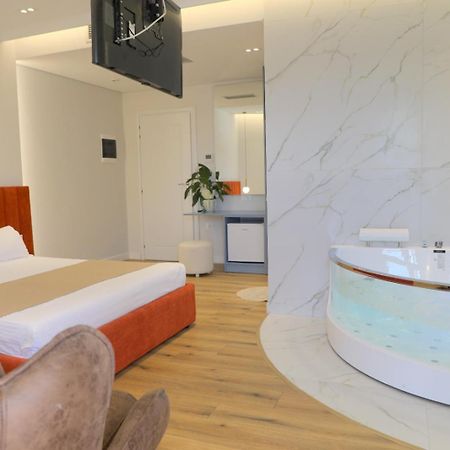 Hotel Strora Саранде Екстериор снимка