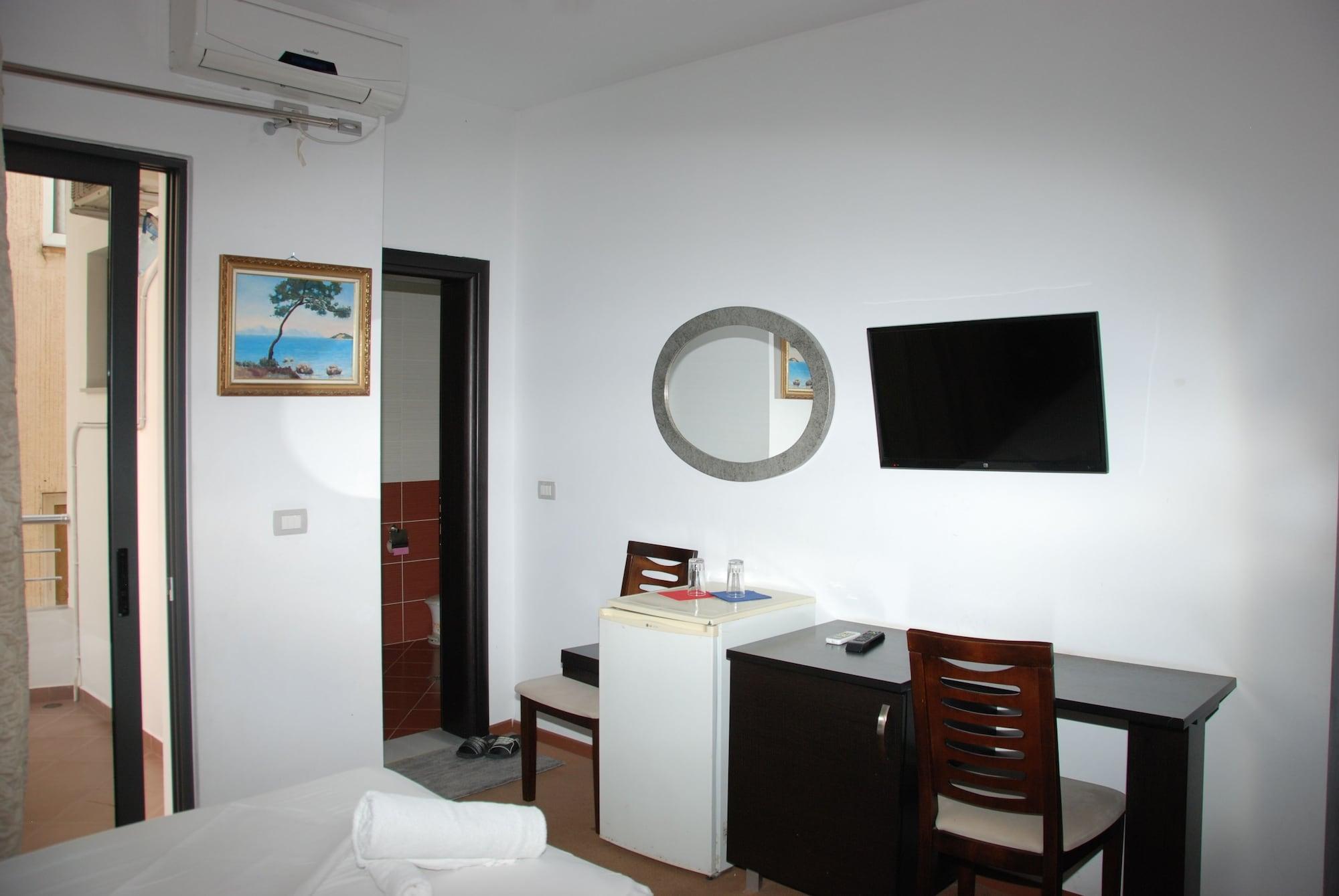 Hotel Strora Саранде Екстериор снимка