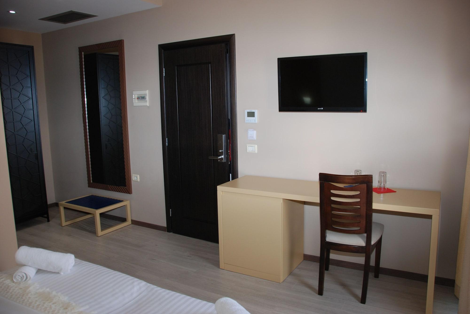 Hotel Strora Саранде Екстериор снимка