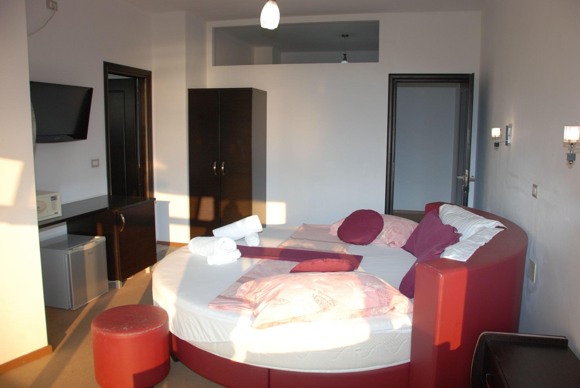 Hotel Strora Саранде Екстериор снимка