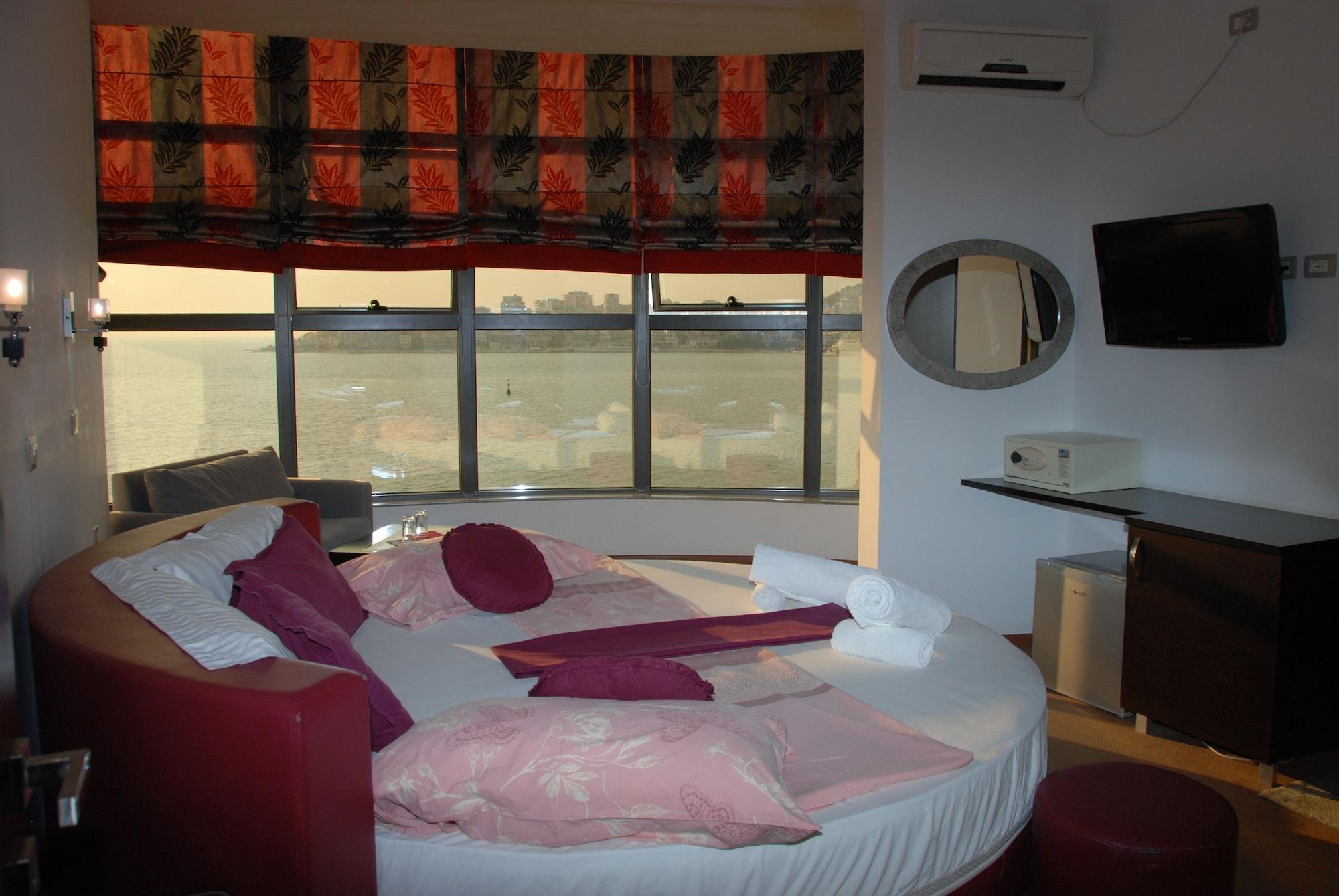 Hotel Strora Саранде Екстериор снимка