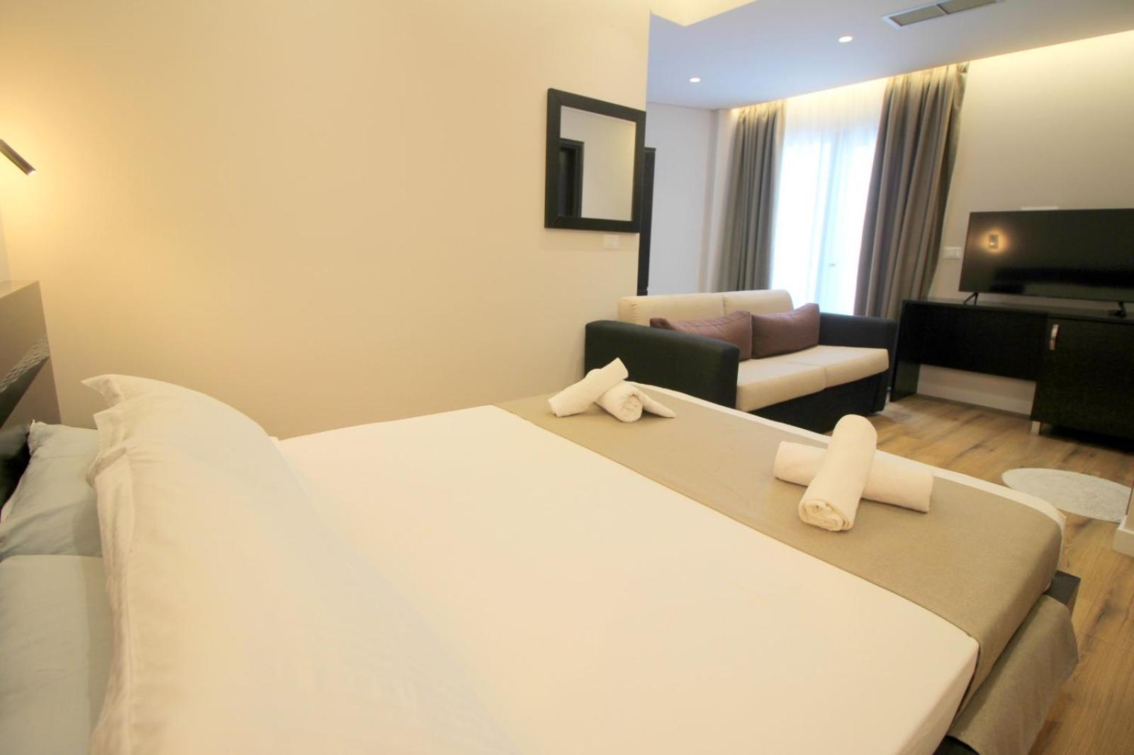 Hotel Strora Саранде Екстериор снимка