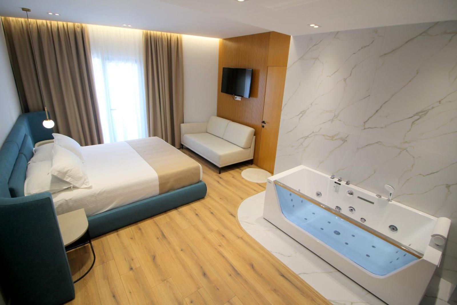 Hotel Strora Саранде Екстериор снимка