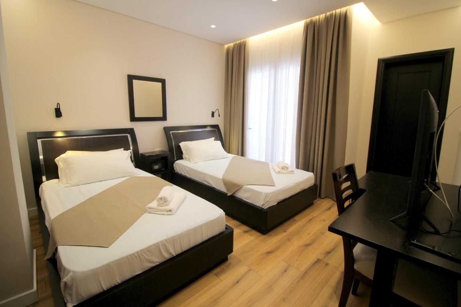 Hotel Strora Саранде Екстериор снимка